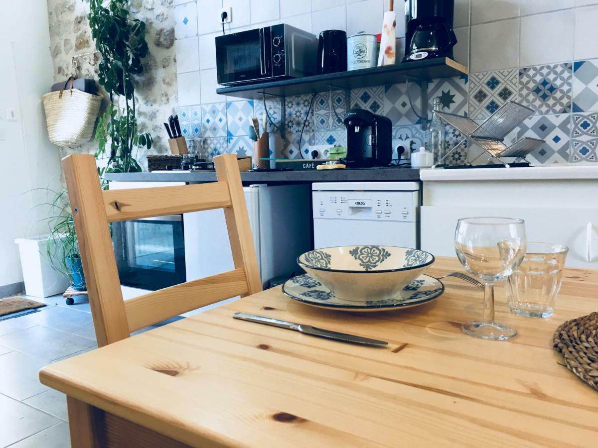 Avrillé-les-Ponceaux La Marelle Bed & Breakfast エクステリア 写真