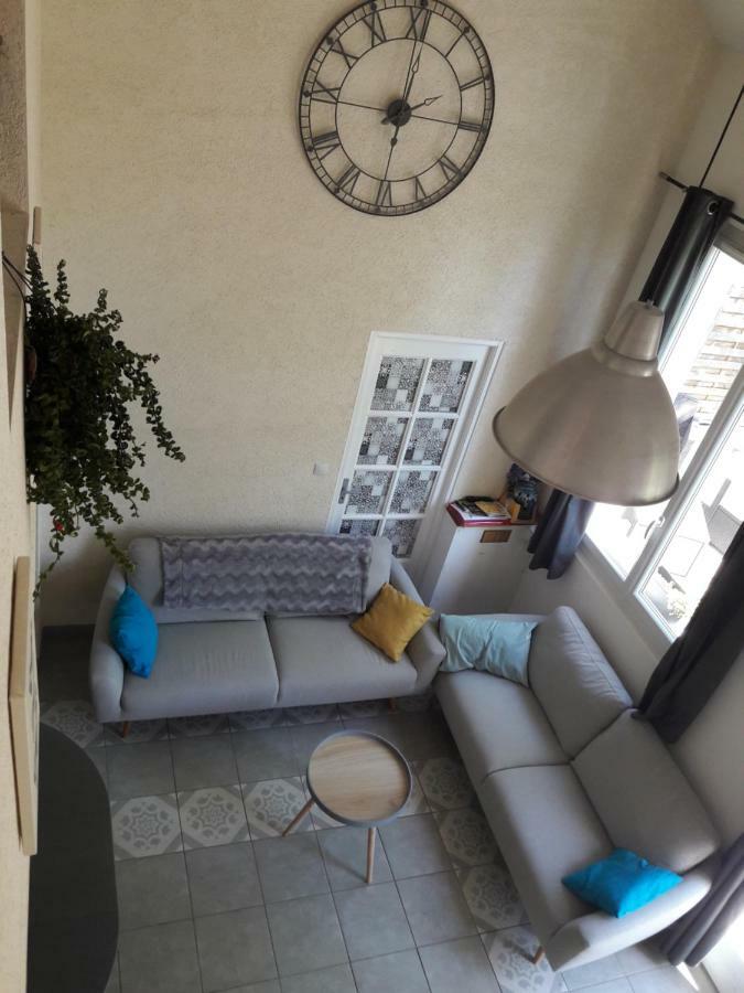 Avrillé-les-Ponceaux La Marelle Bed & Breakfast エクステリア 写真
